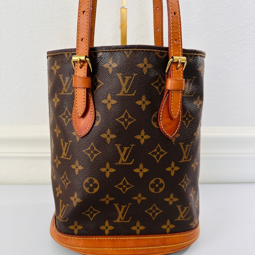 LOUIS VUITTON Monogram Shoulder Bucket Bag PM with dustbag and COA - Picture 11 of 16